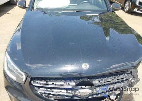 2020 Mercedes-Benz Glc 300 4Matic from USA, damaged, VIN WDC0G8EBXLF685950